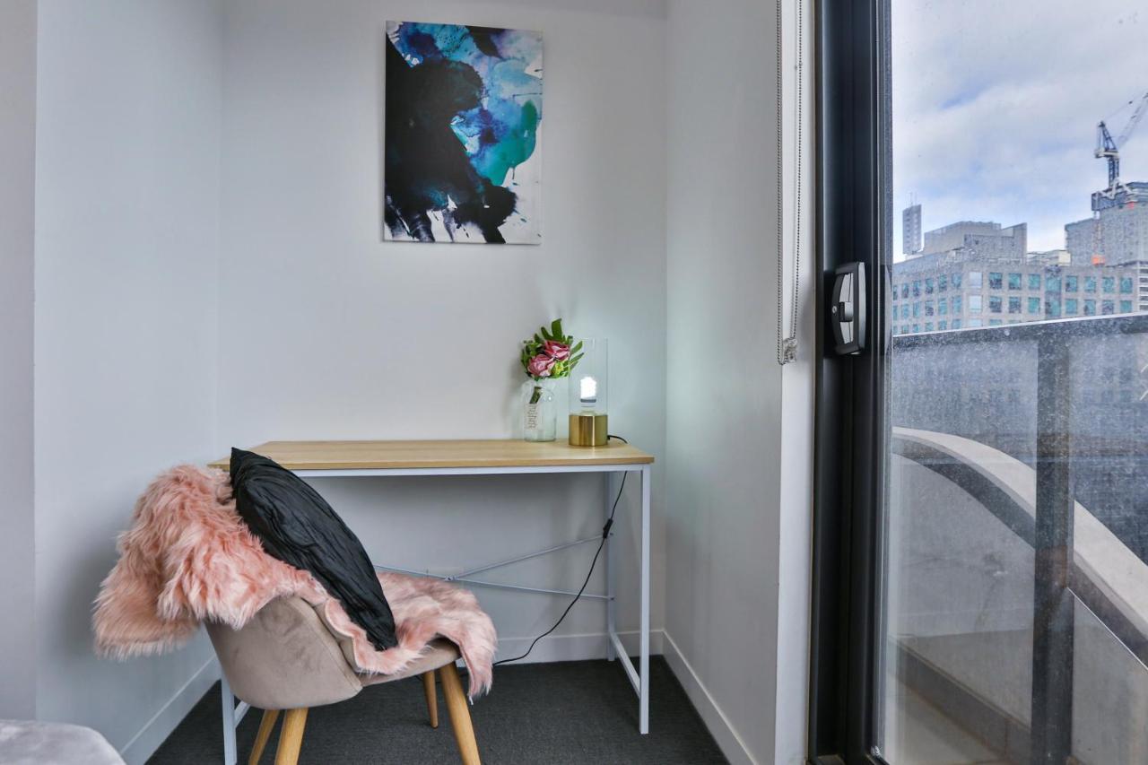 My80 Apartment Located In The Inner Of Melbourne Cbd エクステリア 写真