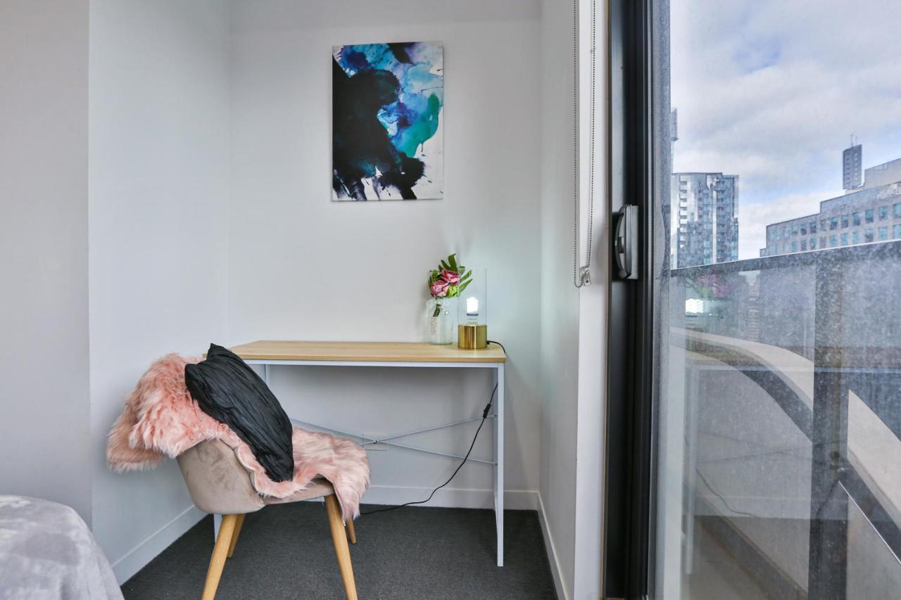 My80 Apartment Located In The Inner Of Melbourne Cbd エクステリア 写真